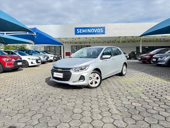 CHEVROLET ONIX 1.0 TURBO FLEX PREMIER AUTOMÁTICO CHEVROLET ONIX 1.0 TURBO FLEX PREMIER AUTOMÁTICO